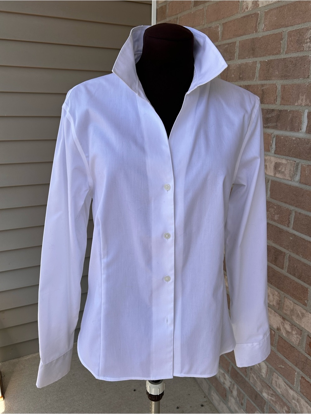 NWOT ANNE KLEIN sL Classic White  Shirt-NON IRON-